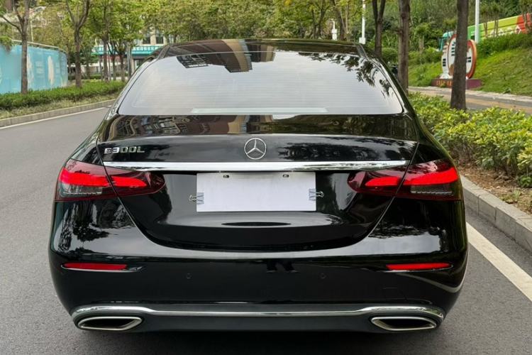 Used Mercedes-Benz E-Class 2022 Second Facelift E 260 L