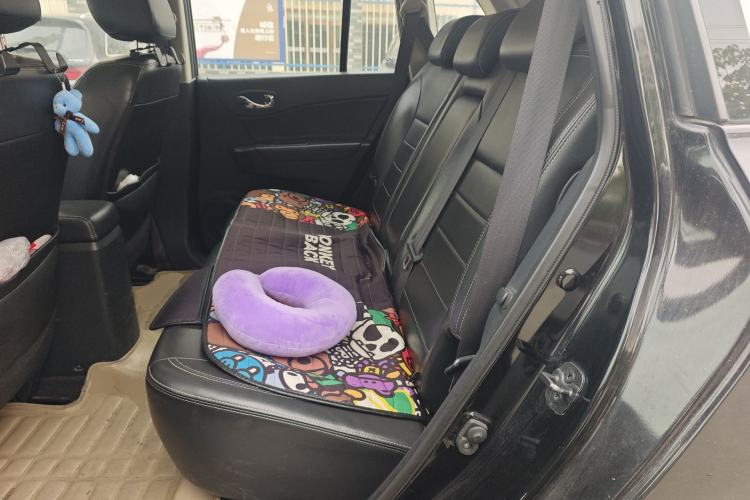 Used Renault Koleos 2014 Revised Version 2.0L Two-Wheel Drive Fashion Edition Left Rear Seat