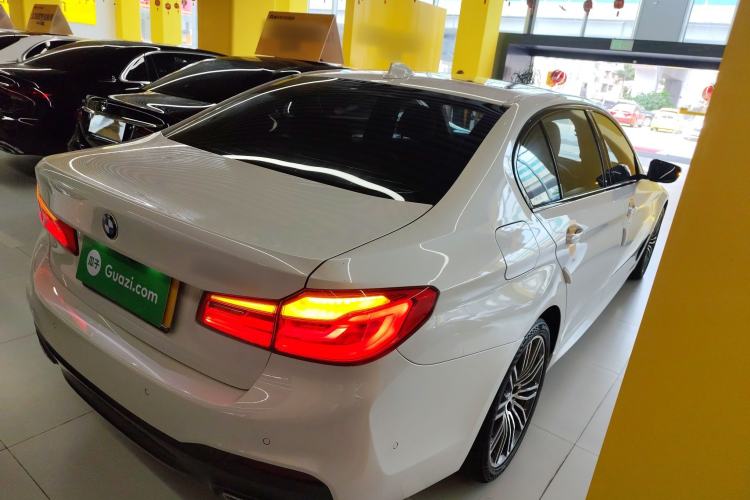 Used BMW 5 Series 2019 530Li Leading Model M Sport Package Rear Right 45 Deg