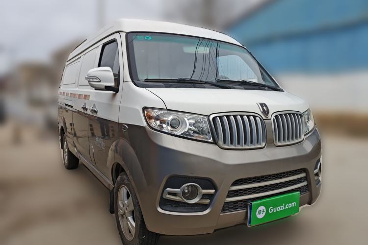 Used Jinbei New Hiace X30L 2018 1.5L Box Truck Business Edition DLCG14 Front Right 45 Deg