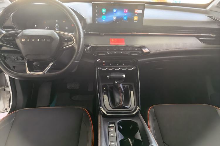 Used Baojun RS-3 2020 1.5L CVT 24-Hour Online Luxury Edition Center Console
