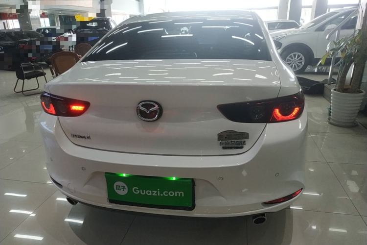 Used Mazda Mazda 3 Axela 2022 2.0L Automatic Premium Black Obsidian Edition