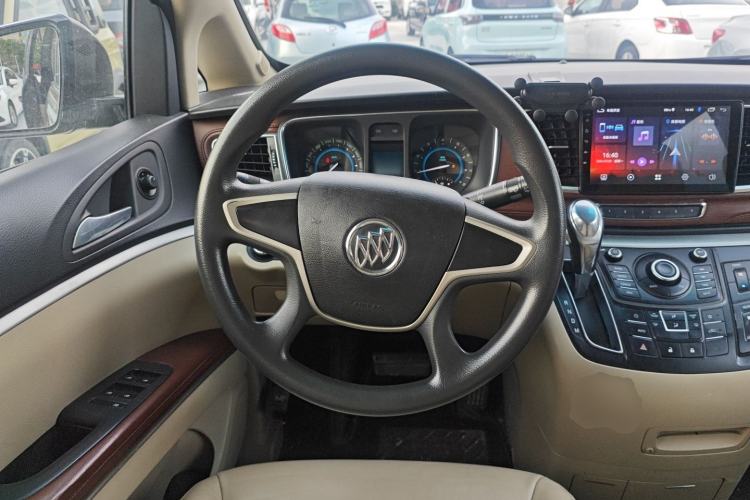 Used Buick GL8 2014 2.4L CT Luxury Business Comfort Edition Steering Wheel