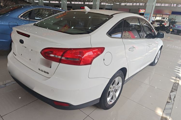 Used Ford Focus 2017 Sedan 1.6L Automatic Comfort Plus SmartDrive Edition