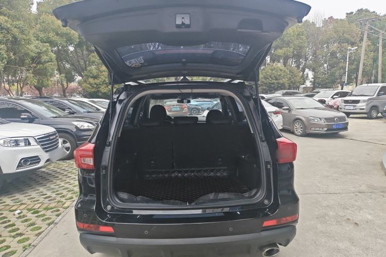 Used Haval M6 2018 1.5T Manual Two-Wheel Drive Elite Model Trunk