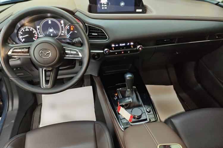 Used Mazda CX-30 2021 2.0L Automatic Joyful Edition
