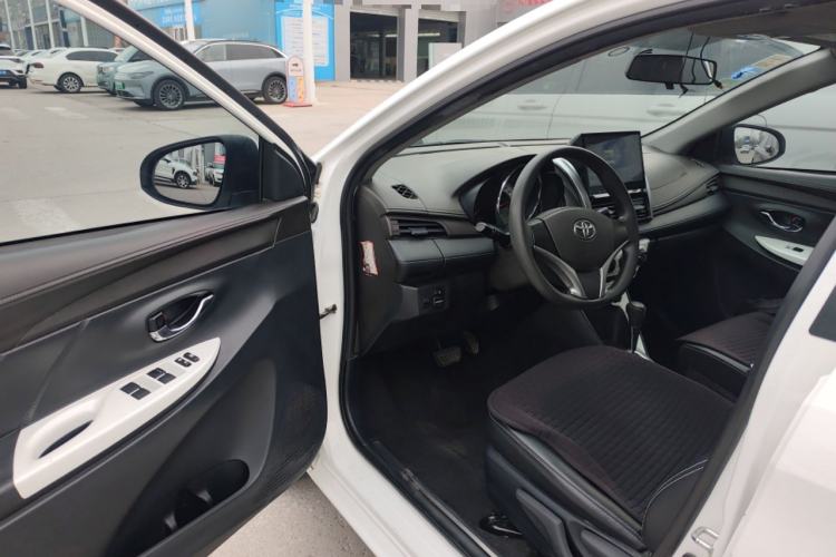 Used Toyota YARiS L Zhi Xuan 2015 1.5G Automatic Xuan Dong Sunroof Special Edition