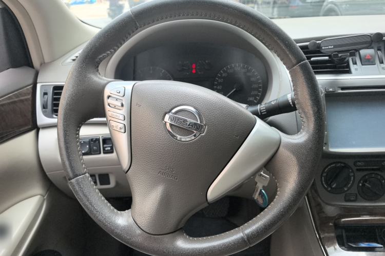 Used Nissan Sylphy 2012 1.6 XL CVT Luxury Edition Steering Wheel