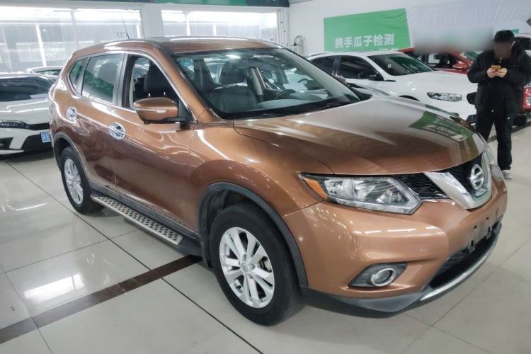 Used Nissan X-Trail 2014 2.0L CVT Smart Edition 2WD Front Right 45 Deg