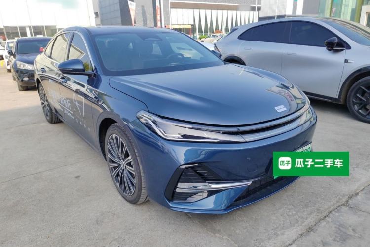 Used Geely Galaxy A7 2025 Model EM-i 150km Starship Edition Front Right 45 Deg