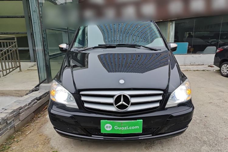 Used Mercedes-Benz Viano 2013 3.0L Comfort Edition
