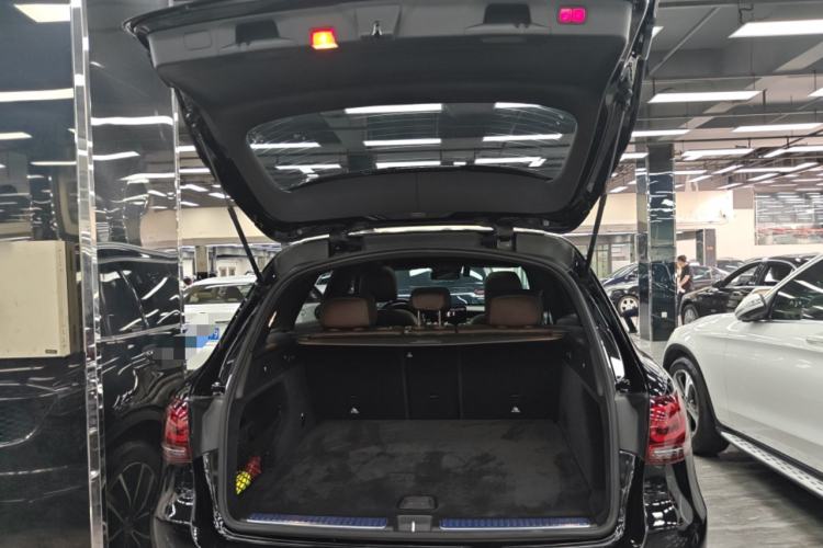 Used Mercedes-Benz GLC 2021 GLC 300 L 4MATIC Dynamic Model Trunk