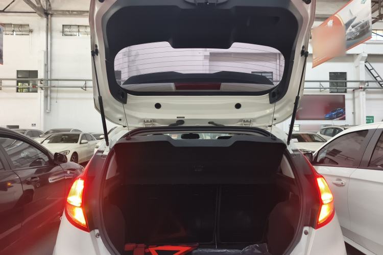 Used Ford Fiesta 2013 Hatchback 1.5L Manual Fashion Edition
