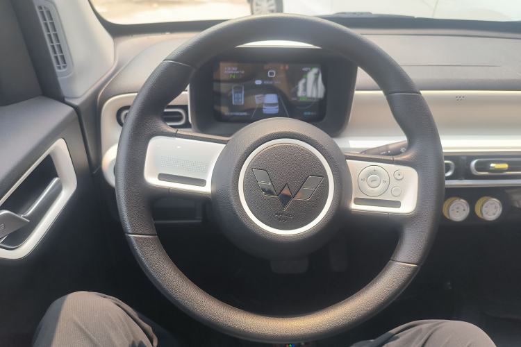 Used Wuling Hongguang MINIEV 2024 3rd Generation 215km Youth Edition Steering Wheel