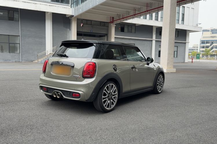 Used MINI 2019 2.0T COOPER S Artist