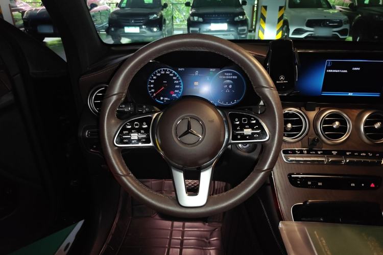 Used Mercedes-Benz GLC 2020 Facelift GLC 260 L 4MATIC Luxury Edition