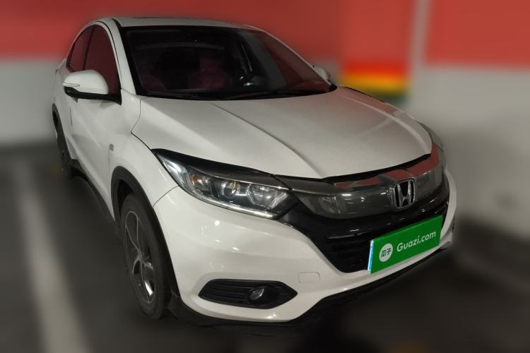Used Honda Vezel 2020 1.5L CVT Pioneer Edition Front Right 45 Deg