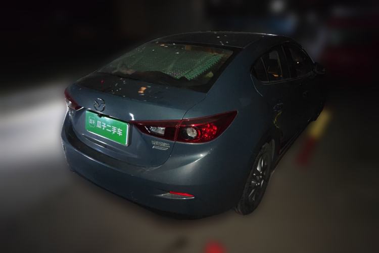 Used Mazda 3 Axela 2014 Sedan 1.5L Manual Comfort Model Rear Right 45 Deg