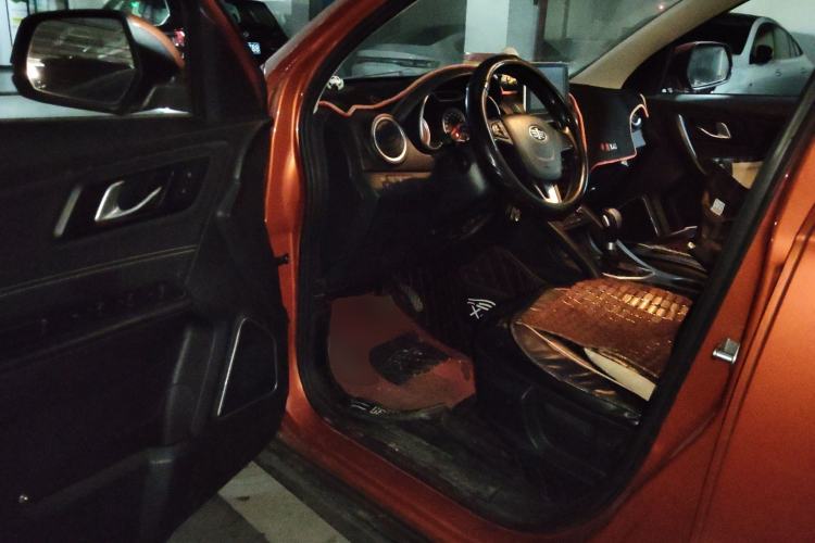 Used Bestune X40 2017 1.6L Automatic Luxury Model
