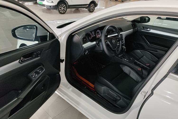 Used Volkswagen Lamando 2019 230TSI DSG Fashion Edition China VI
