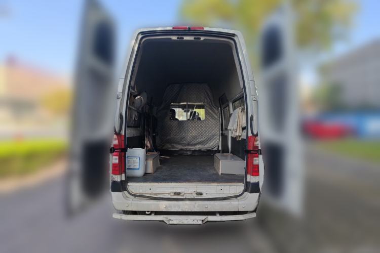 Used Foton Toano 2024 Joy Elephant Multi-Function Model Cummins 2.8T Manual Long Wheelbase Ultra-High Roof with Rear Dual Tires and 7 Seating Capacity Trunk