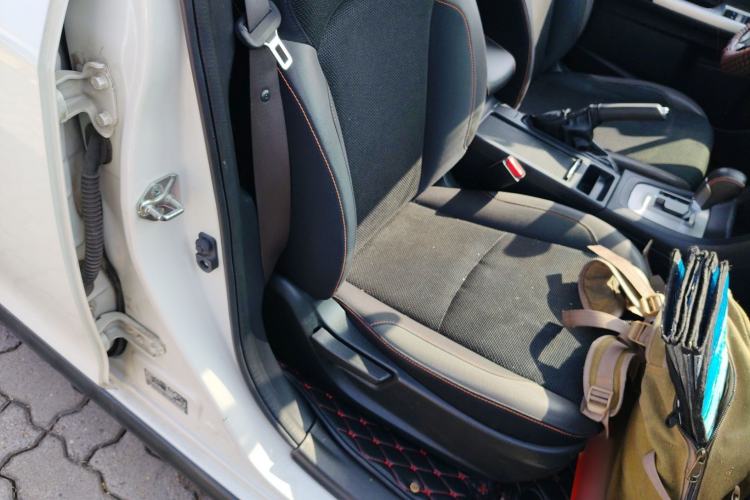 Used Subaru XV 2016 2.0i Comfort Navigation Edition
