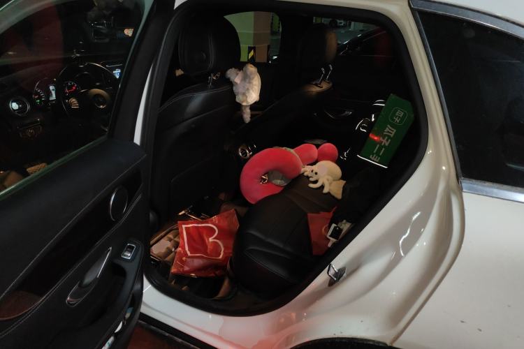 Used Mercedes-Benz GLC 2017 GLC 260 4MATIC Dynamic Edition Left Rear Seat