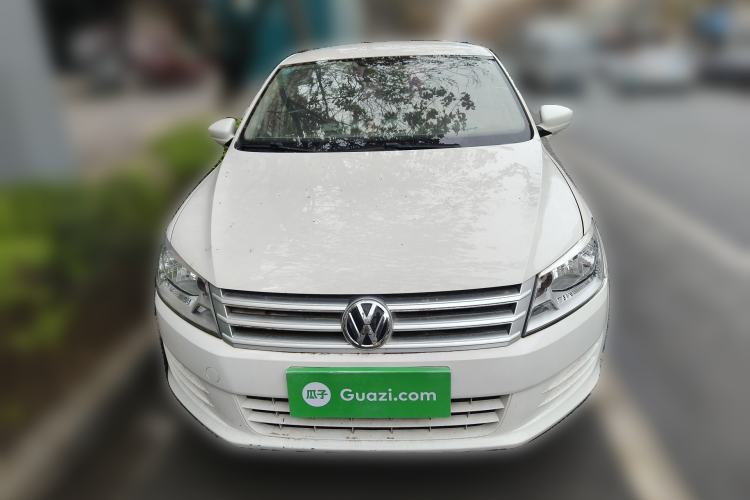 Used Volkswagen Santana 2015 1.6L Manual Fashion Edition Front