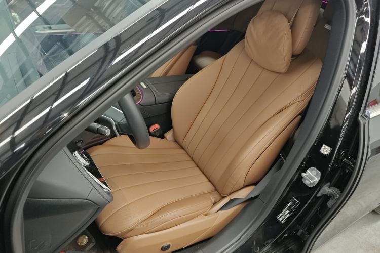 Used Mercedes-Benz E-Class 2024 E 300 L Luxury Model Left Front Seat