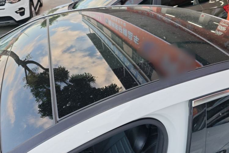 Used Mercedes-Benz E-Class 2019 Restyled E 300 L Sporty and Stylish Edition
