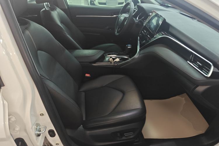 Used Toyota Camry 2023 2.0GVP Premier Edition