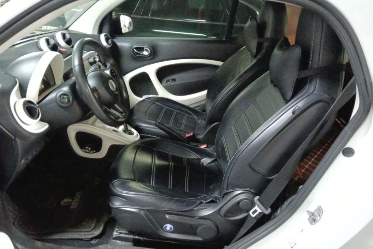 Used smart fortwo 2015 1.0L 52 kW Hardtop Passion Edition
