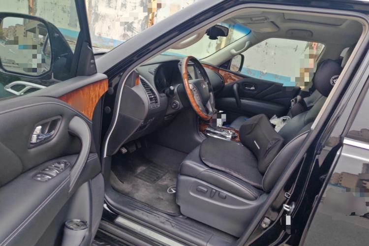 Used Infiniti QX80 2016 5.6L 4WD
