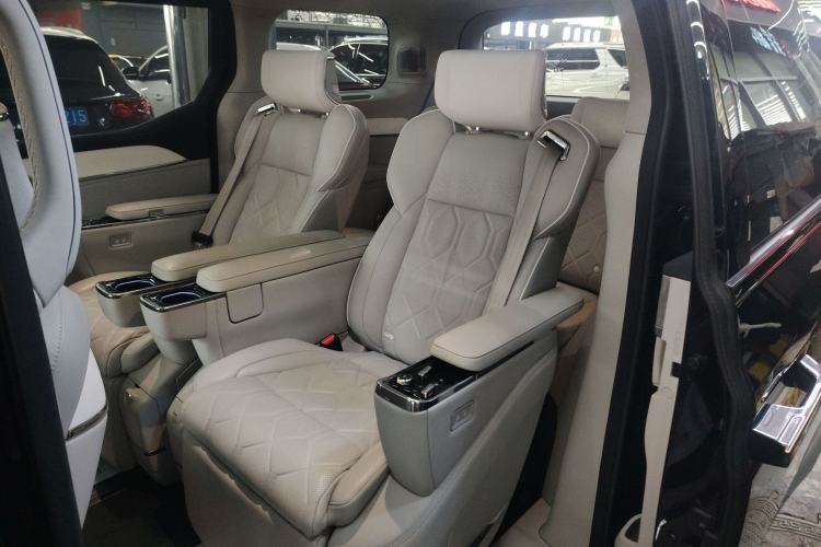 Used Volvo EM90 2025 Ultra Six-Seater