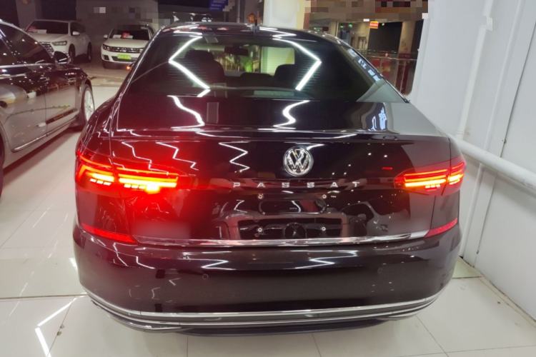 Used Volkswagen Passat 2019 330TSI Luxury Edition China VI Standard