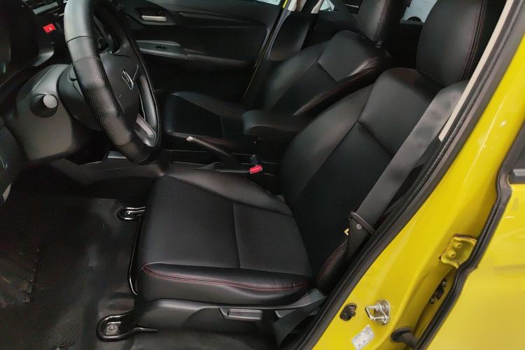 Used Honda Fit 2014 1.5L LX CVT Comfort Model Left Front Seat