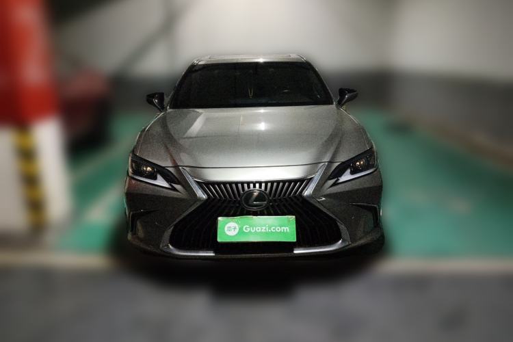 Used Lexus ES 2020 200 Excellence Edition Front