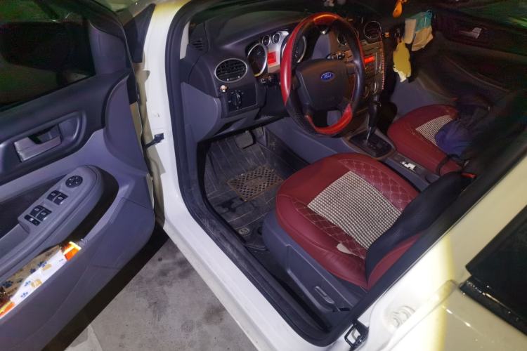 Used Ford Focus 2013 Hatchback Classic 1.8L Automatic Base Model Driver Seat