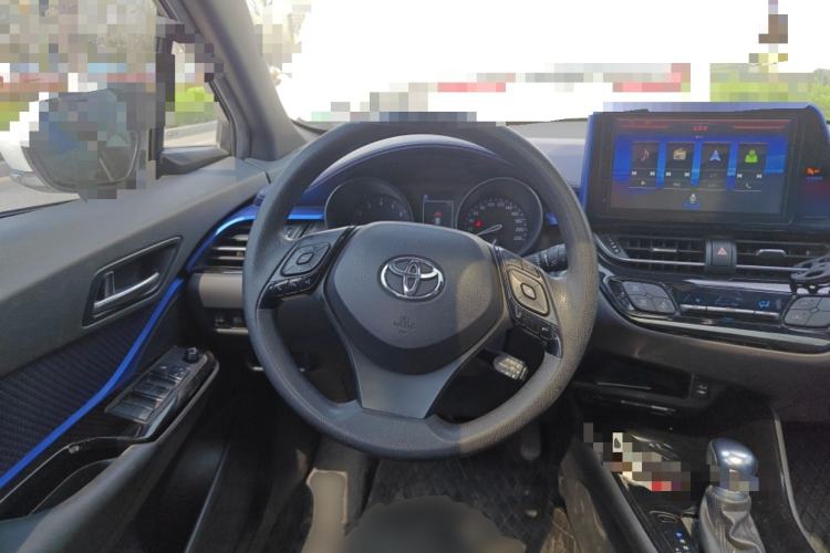 Used Toyota C-HR 2018 2.0L Leading with Sunroof China VI Standard
