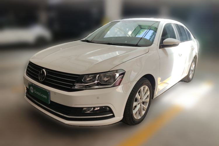 Used Volkswagen Lavida 2018 Classic 1.5L Manual Comfort Edition China VI Standard