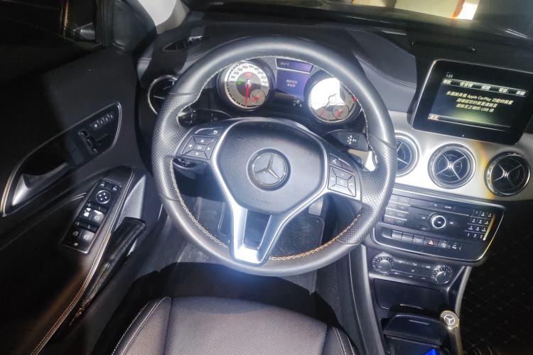 Used Mercedes-Benz GLA 2016 GLA 200 Fashion Model