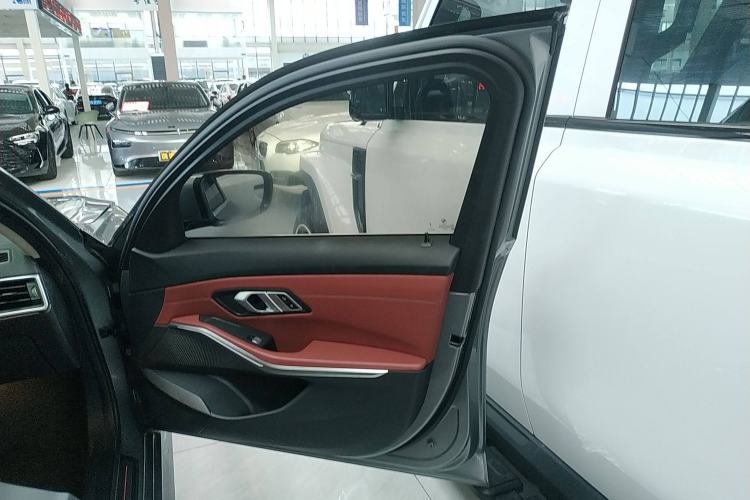 Used BMW i3 2022 eDrive 35 L