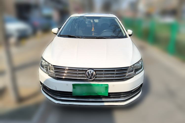 Used Volkswagen Lavida 2017 1.6L Manual Comfort Edition Front