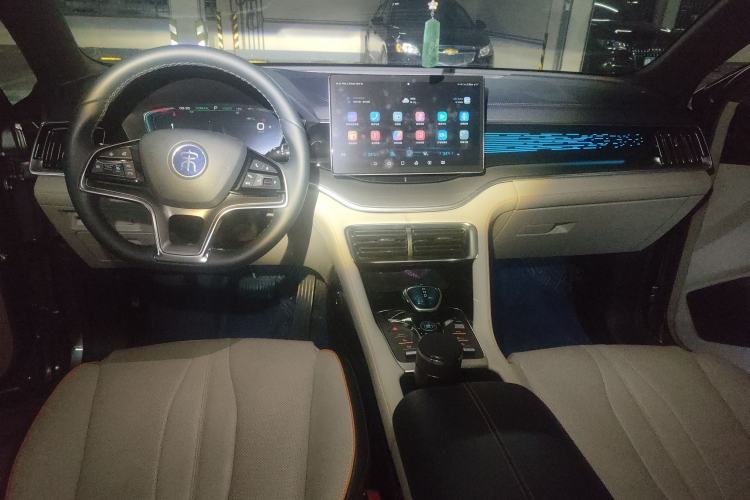 Used BYD Song PLUS New Energy 2021 EV Flagship Model Center Console