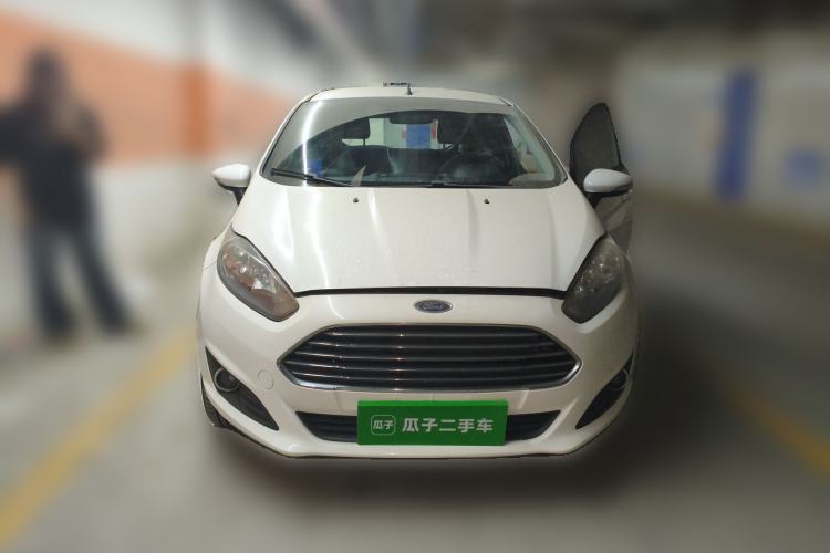 Used Ford Fiesta 2013 Hatchback 1.5L Manual Fashion Edition
