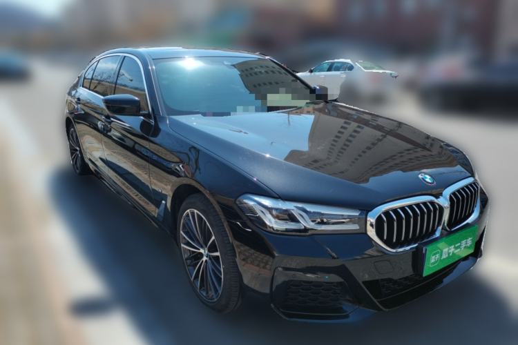 Used BMW 5 Series 2023 530Li Leading Model M Sport Package Front Right 45 Deg