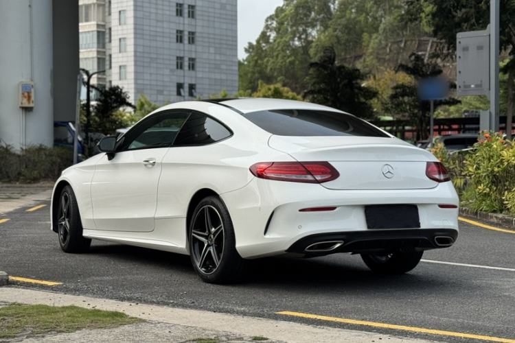 Used Mercedes-Benz C-Class 2018 C 200 Coupe Exterior 10