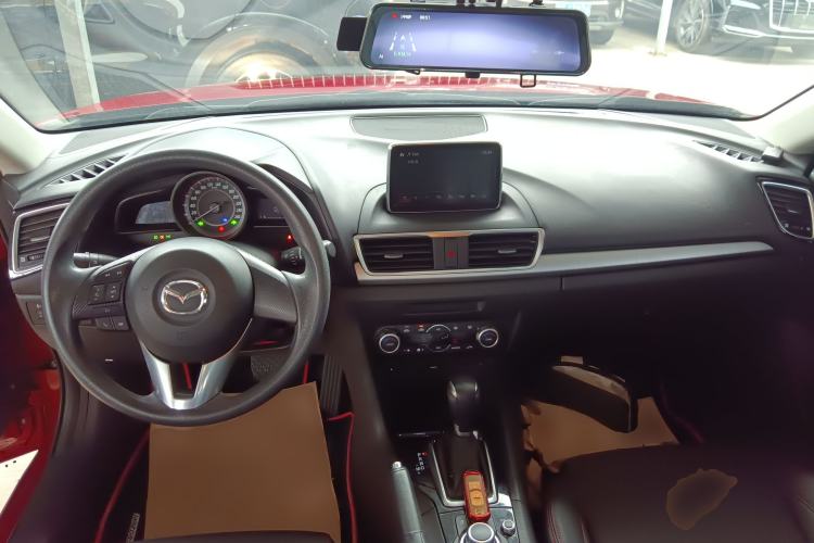 Used Mazda 3 Axela 2016 Sedan 1.5L Automatic Luxury Model Center Console