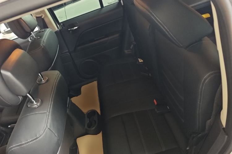 Used Jeep Patriot 2015 2.0L Sport Edition Left Rear Seat