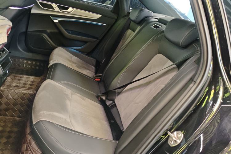 Used Audi A6L 2023 40 TFSI Luxury Dynamic Model
